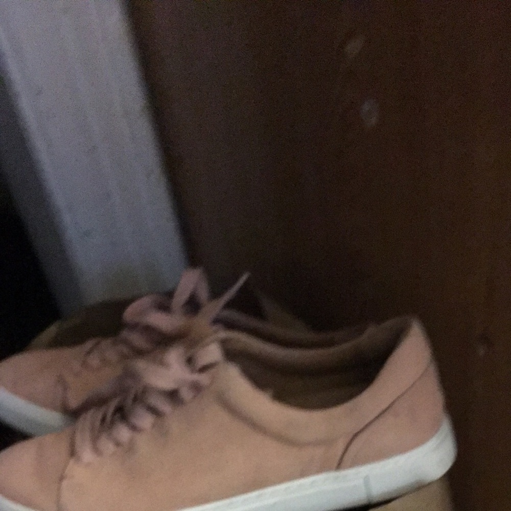 Frye sneakers 9M